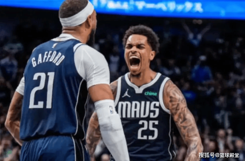 独行侠绝杀时刻，状态爆棚点燃赛场，欧文迎来胜利！