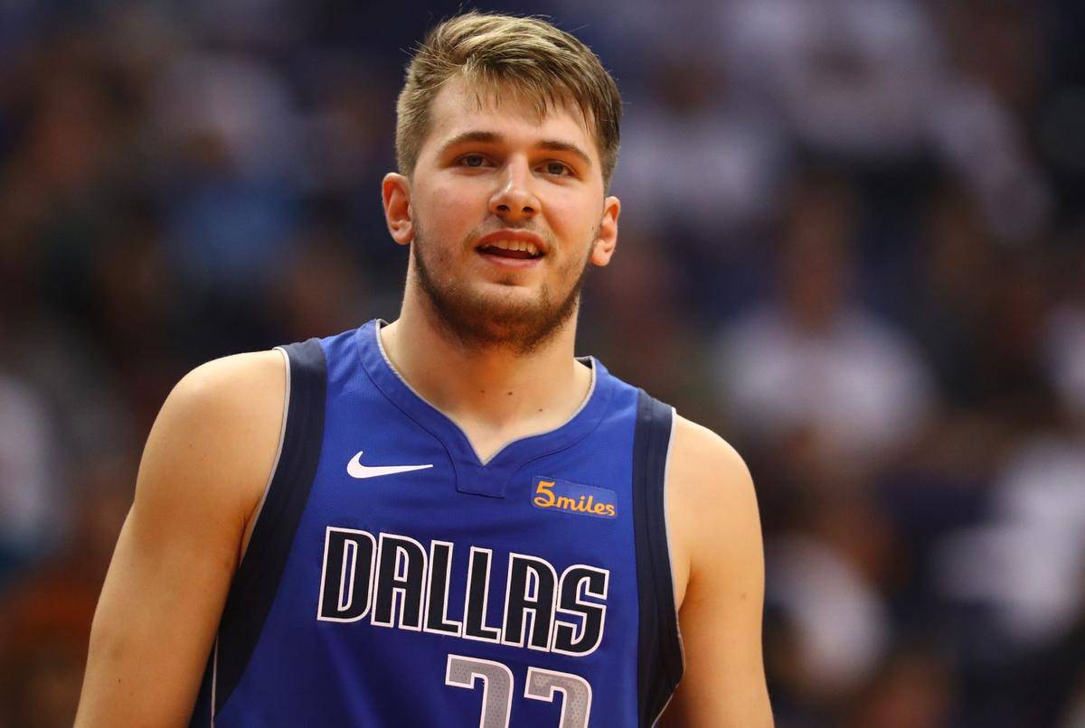  东契奇赛事官方发布问鼎冠军新规，美国队争议不断！