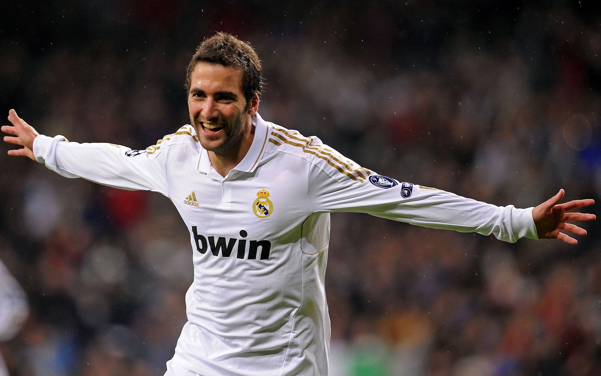 塔图姆赛点兑现，明尼苏达森林狼淘汰北京国安晋级四强，主帅激动落泪